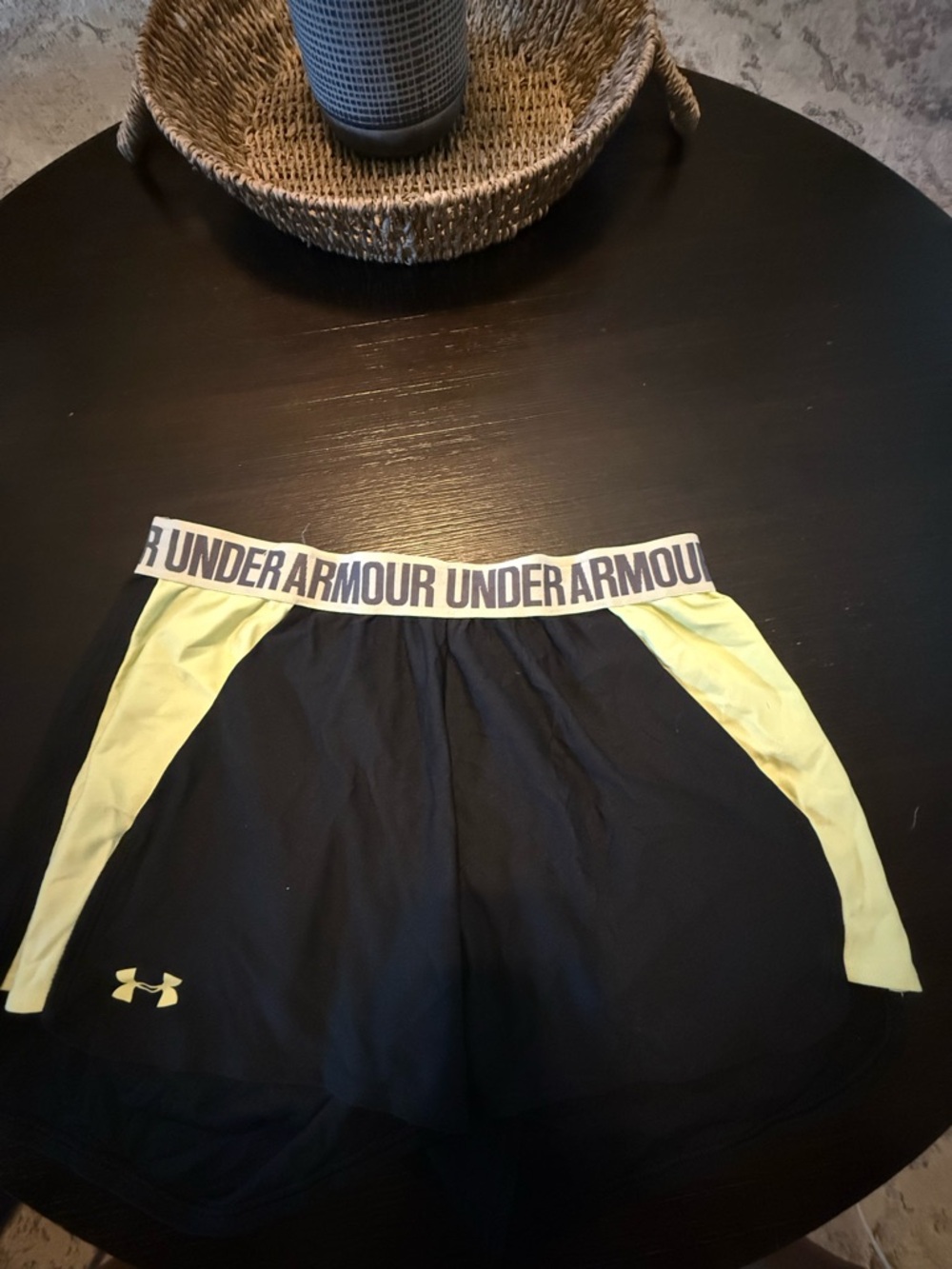 Under Armour Running Shorts Black Yellow No Tag See Measurements Athletic Shorts